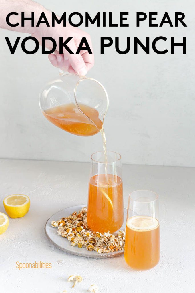 Chamomile Pear Vodka Punch | Holiday Punch - Spoonabilities